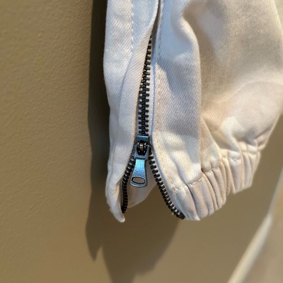 Camo jeans by Paige - Picture 2 of 4